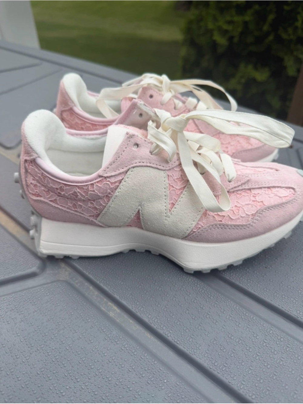New Balance Women’s Pink Lace-Overlay Sneakers with Cream Accents